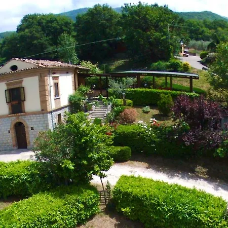 La Casetta Bed & Breakfast *