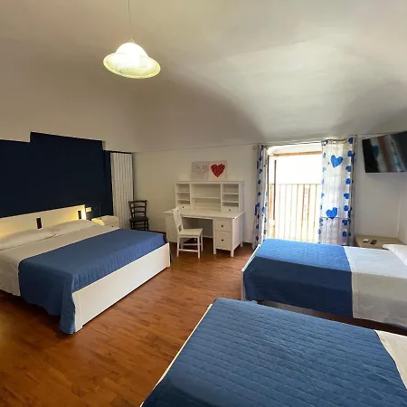 La Casetta Nocleg ze śniadaniem 4*